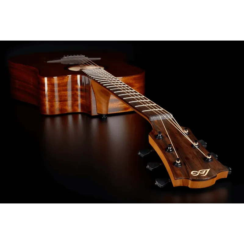 Guitare Folk Lâg Electro-Acoustique T98DCE