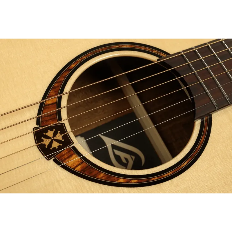 Guitare Folk Lâg Acoustique T318A