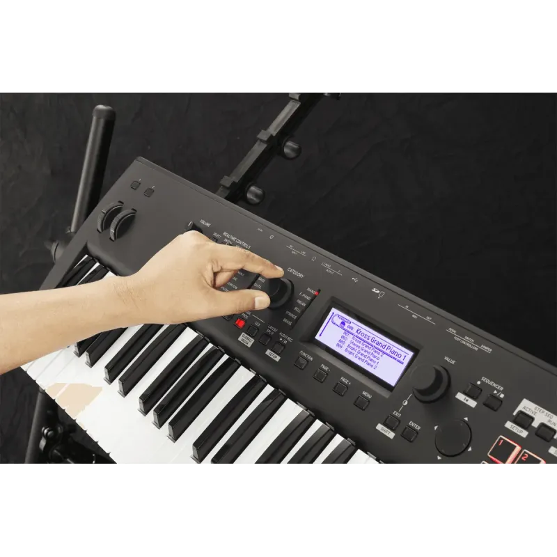 Workstation KORG - KROSS2-61-MB 61 notes - version noir mat