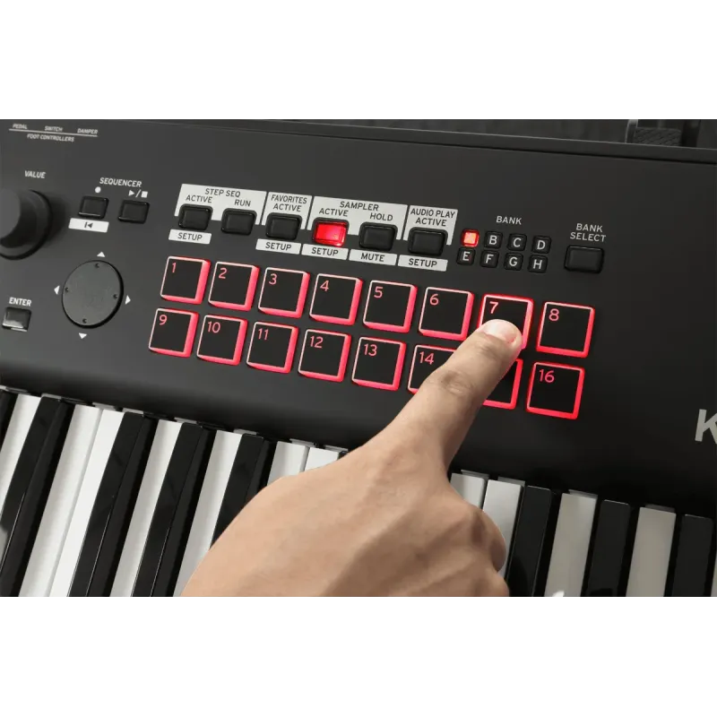 Workstation KORG - KROSS2-61-MB 61 notes - version noir mat