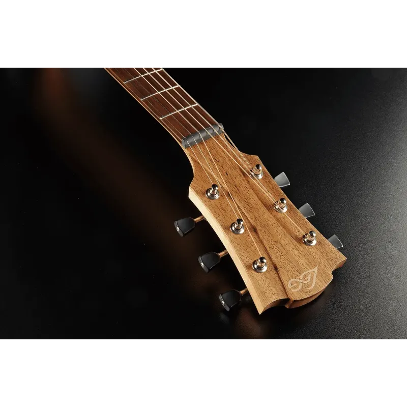 LÂG - T70ACE-B&B