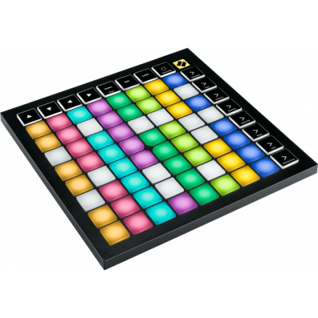 Surfaces de contrôle Novation LAUNCHPAD-X