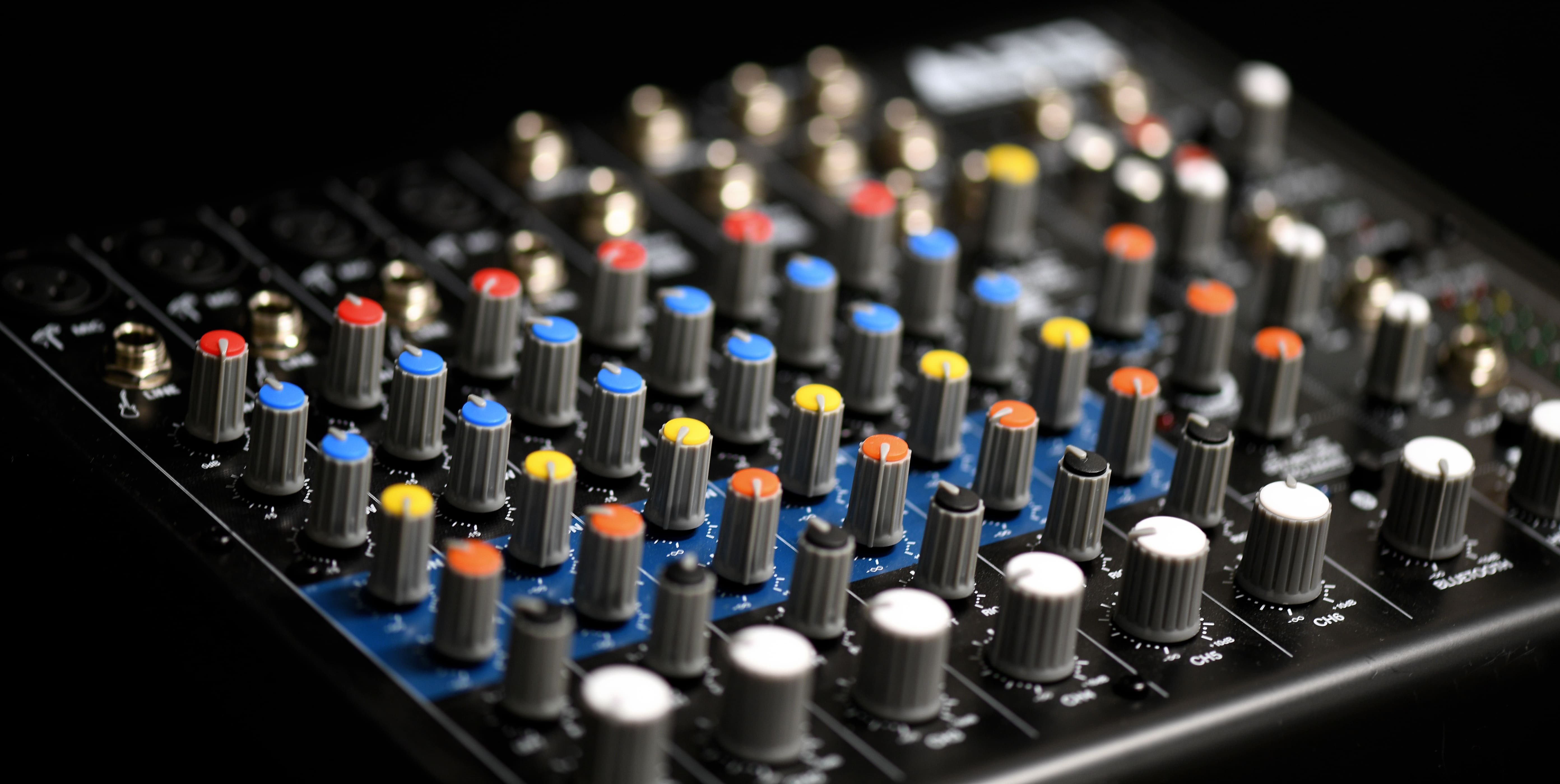 Table de mixage son